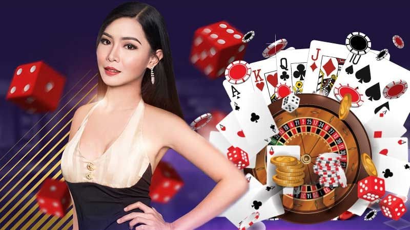 Tim profesional Mobile Legends berkompetisi di arena PMPL Indonesia